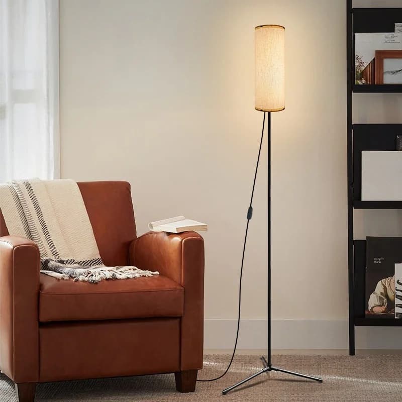 LED gulvlampe med stofskærm, dæmpbart tre-farvet lys